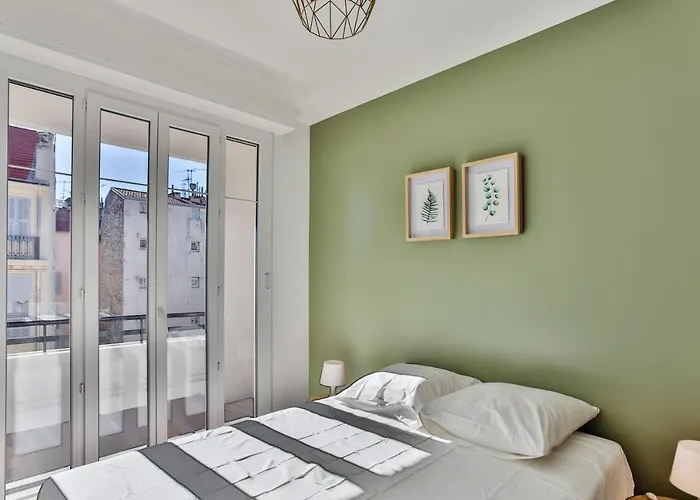 Rossini Centre - Proche Tram Apartman *