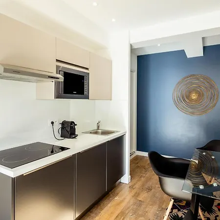 Rossini Centre - Proche Tram